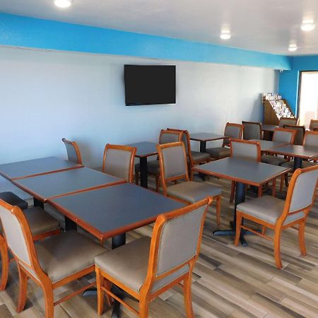 Days Inn By Wyndham Oklahoma City Nw Expressway Warr Acres Dış mekan fotoğraf