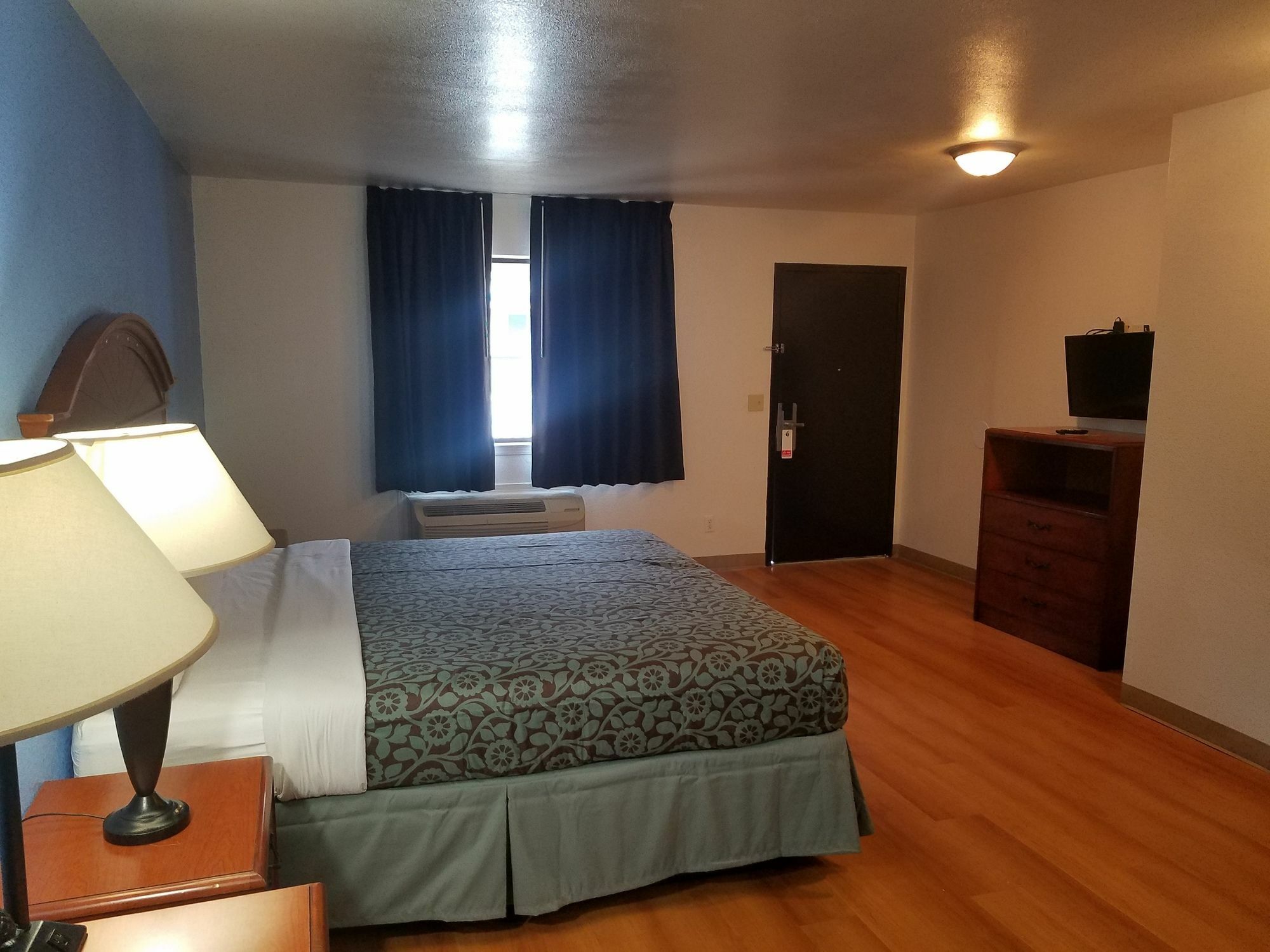 Days Inn By Wyndham Oklahoma City Nw Expressway Warr Acres Dış mekan fotoğraf